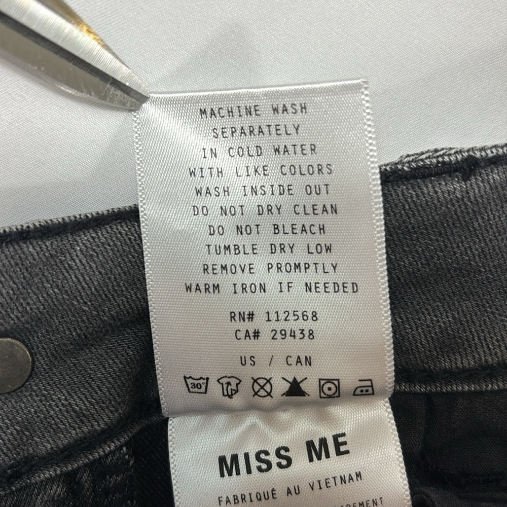 Miss Me Mid-Rise Ankle Skinny Grey Leopard Jeans | Size 29 - Picture 7 of 7